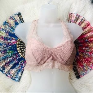 Lace Bralette (Halter Top) | Gilligan & O’malley